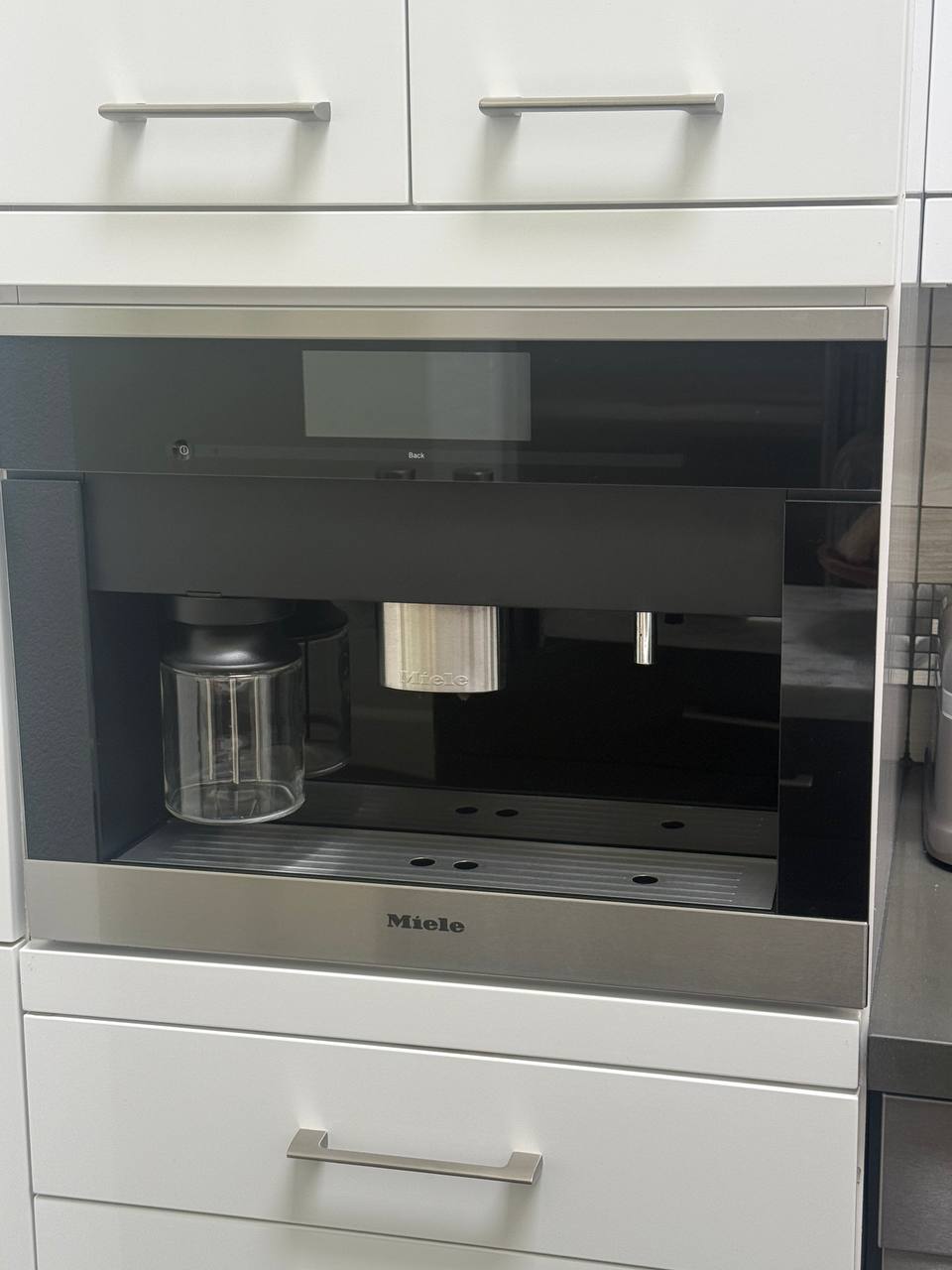 Featured image for Miele CVA6805 Built-In Coffee Machine Deep Clean in Alamo